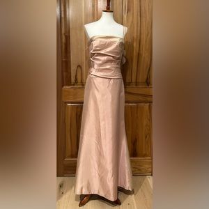 NWT VTG Rose/Gold Jim Hjelm Occasions One-Shoulder Formal Gown, Subtle Train, 12